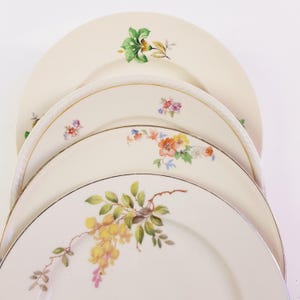Vintage Mismatched Frühstücksteller