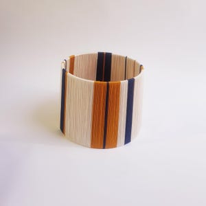 Garnlindad bordslampskärm - lampslinga - mosterdgul - lampskärm - handgjord