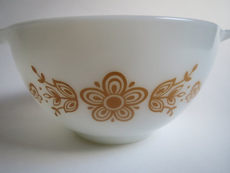 Vintage Pyrex bowl butterfly gold made in the USA