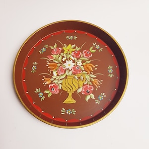 Vassoio di portata in metallo vintage, floreale dipinto a mano, 1970