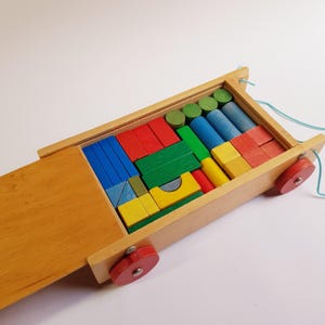 積み木付きヴィンテージ木製カート、ウォルドルフ玩具、モンテッソーリ玩具