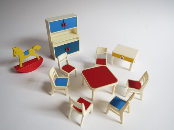 vintage plastic dollhouse furniture