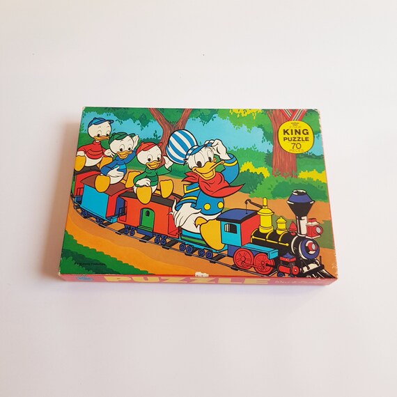 DONALD DUCK ★ ヴィンテージ　パズル　ウォルトディズニー Vintage Walt Disney Donald Duck 100 piece Puzzle by Whitman