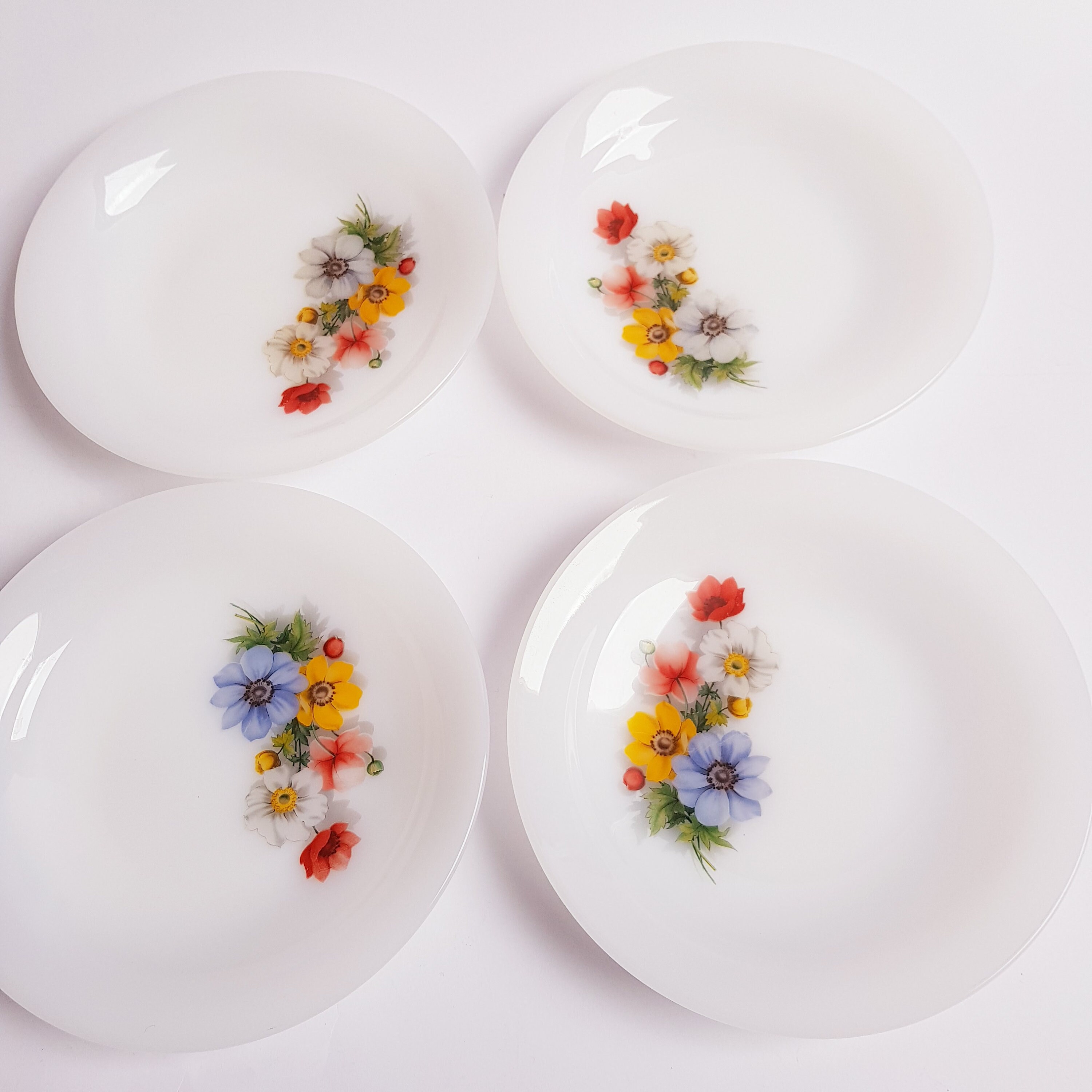 Vintage Arcopal dinner plates 4x milkglass made in France Etsy