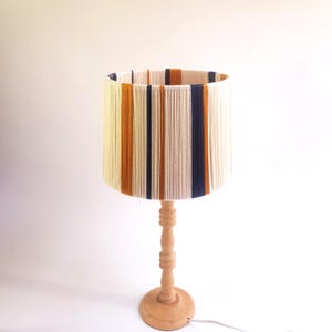 糸で巻いたテーブルランプシェード - ストリングランプ - モステッドイエロー - ランプシェード - 手作り