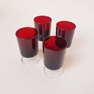 Vintage liqueur glasses, red luminarc France, 1970s