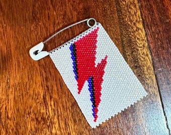 Bowie-Inspired Lightning Bolt Pattern for Bag Charm, Brooch, Pendant | Peyote Stitch | Digital Download