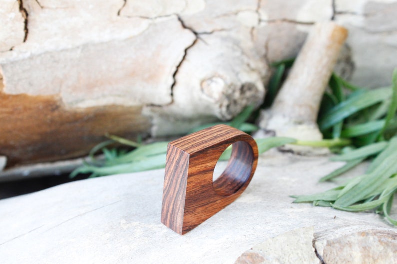 Wood ring for men and woman, wooden wedding handmade ring, wooden jewelry, engagement ring band, handmade wooden ring jewels, natural wood image 5