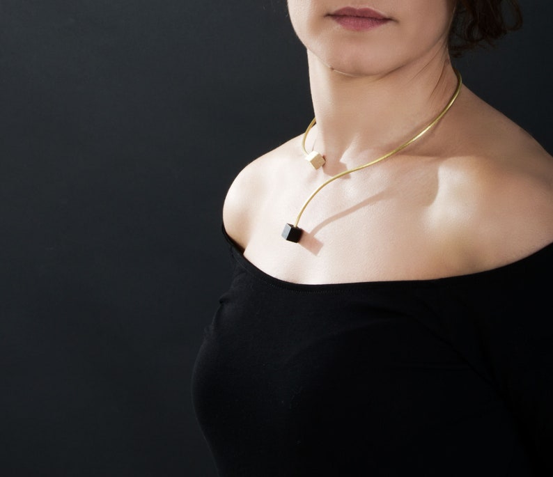 Collar de mujer rígido flexible y ajustable en latón dorado y - Etsy España