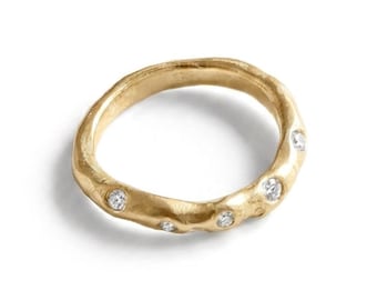 9ct Gold Lab-Grown Diamond Ring | Handmade Gold Band with ethical diamonds