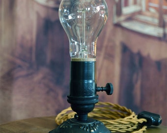 Monticello Table Light - Colonial Light - Edison Light - Edison Lamp - Thomas Jefferson - Victorian