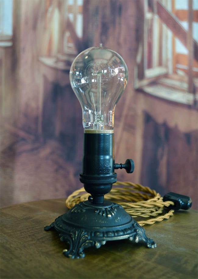 Monticello Table Light - Colonial Light - Edison Light - Edison Monticello Table Light - Colonial Light - Edison Light - Edison