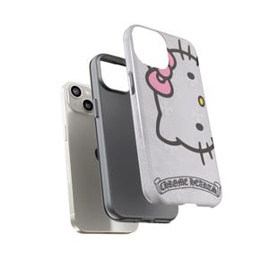 Hello Kitty x Chrome Herzen Handyhülle | Robuste iPhone Hülle, Chrome Hearts Style Bild 3