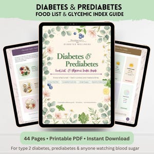 K&ouml;nnte beinhalten: Drei digitale Tablets mit einem Leitfaden f&uuml;r Diabetes und Pr&auml;diabetes, inklusive Lebensmittelliste und glyk&auml;mischem Index. Der mittlere Bildschirm zeigt ein floral gerahmtes Deckblatt, die seitlichen Bildschirme zeigen Tabellen.
