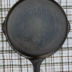 Vintage Wagner Cast Iron Skillet - Etsy