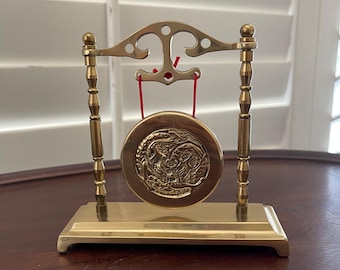 Vintage 1970s Gong, solid brass, Chinese dragon in the center for tabletop/desktop often used as a decorative bell.