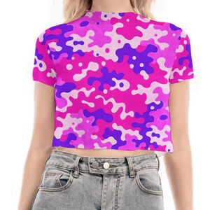 Camiseta curta de malha com tatuagem camuflada rosa choque, camiseta curta transparente, manga curta, transparente, camiseta camuflada, festa de clube, sexy, praia, festival, exército, militar, rave