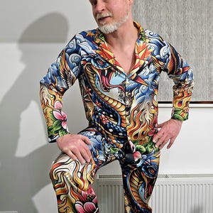 Tattoo Schlange Cobra Satin Pyjamas Nachtwäsche Geschenk Herrenmode Loungewear Luxus PJ's Geburtstag Vatertag Rockabilly Vintage Nautisch Bild 11