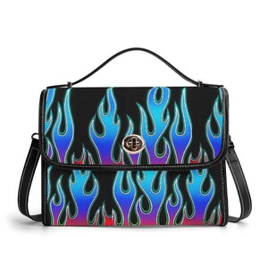 Cartera de cuero genuino con llamas azules, bolso de cuero de motociclista, bolso de hombro con fuego de rockabilly, bolso de mensajero de punk rock, cartera con llamas de hot rod
