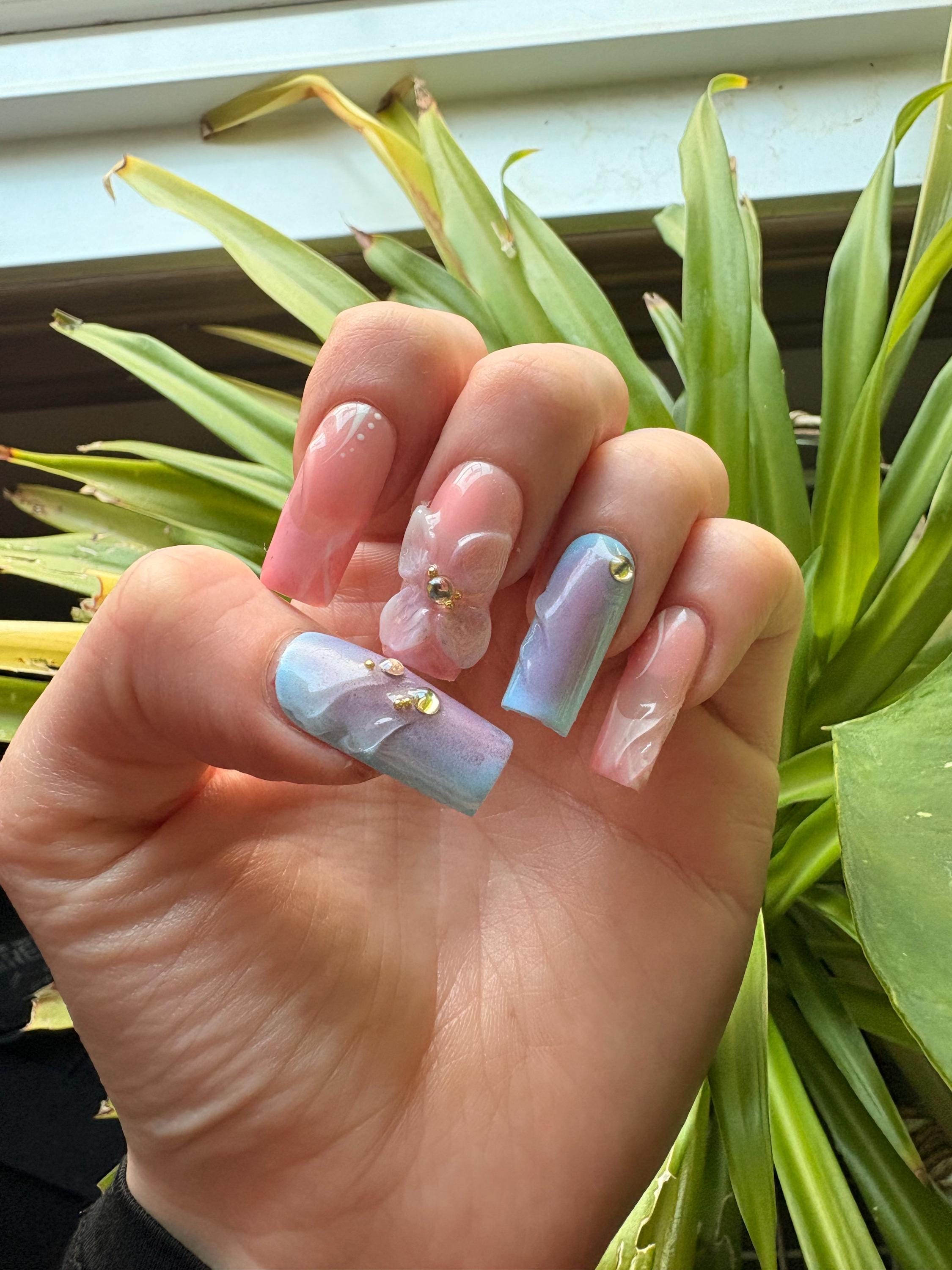 Blushing Hydrangea | Handmade Summer Press On Nails