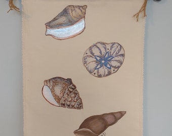 Handmade Seashell Wall Hanging: Tropical Coastal Decor