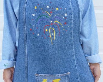 Full Apron - Patriotic Theme, Multi-colored Red, White,Blue and More - Fire Crackers and Fireworks - Great Gift Item