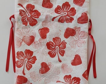 Fabric Drawstring Gift Bag, Hand Stamped and Handmade, Hand Stamped Red Hibiscus on Textured Cotton Fabric, Reusable Bag, 7" by 9"