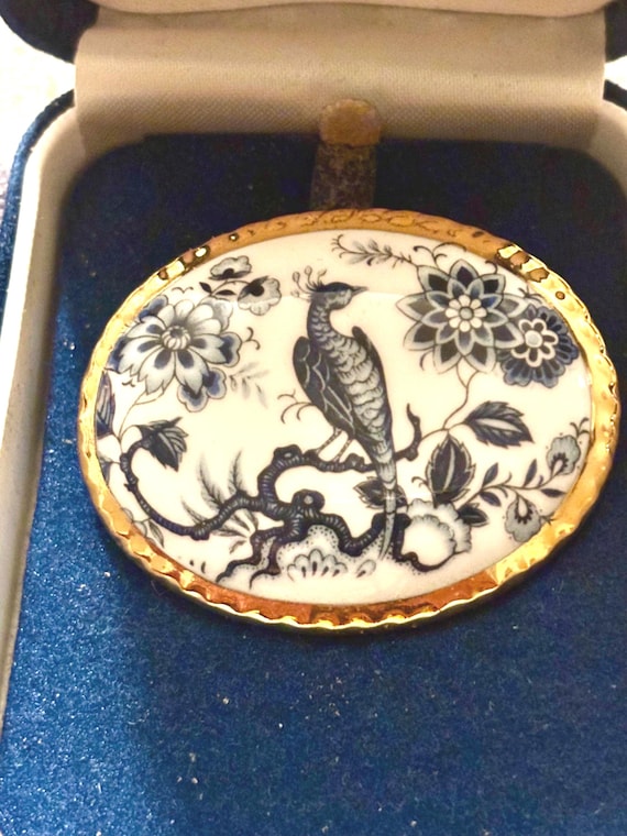 Vintage Aynsley Fine Bone China Brooch