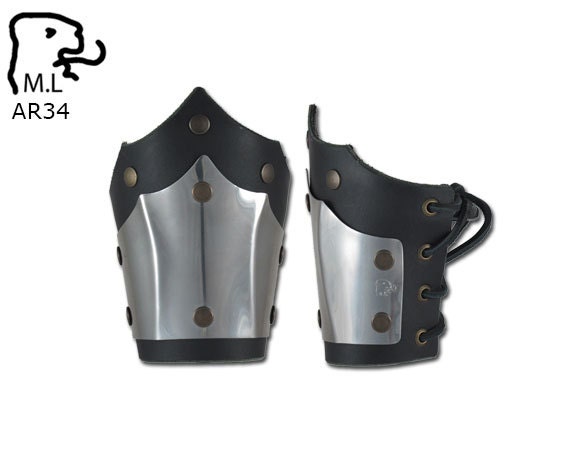 Pair bracers Medieval Warrior stainless steel Armor Larp Ren Faire Gothic