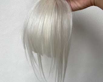Clip-in extensions van 100% echt mensenhaar met witte pony, platinablond haarstukje met zijstukken, clip-in haartopper voor de voorkant van het haar voor vrouwen