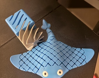 3D Printed Flexi Manta Ray and Fidget Cube Set