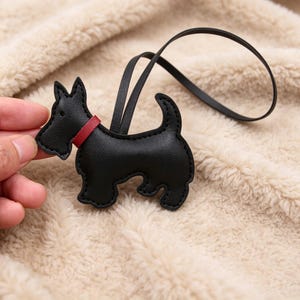 Custom Brown Scottie Dog Leather Bag Charm, Personalized Gold Foil Initial Scottish Terrier Tag, Backpack Luggage Accessory Gift