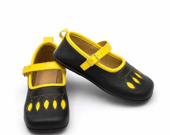 Handgemaakte zwart-gele Mary Jane-schoenen | Platte leren flats Cottagecore | Vintage geïnspireerde damesschoenen | Fairycore-schoenen | Ongestikte Zool