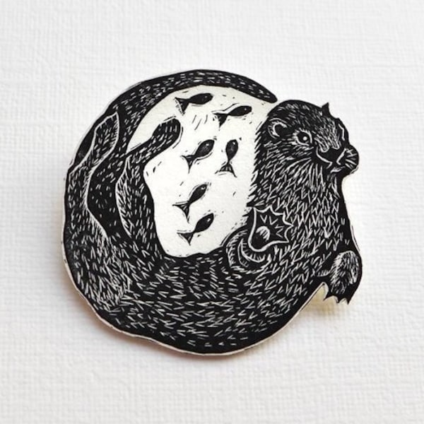 Otter Brosche, Otter Pin Anstecker, schwimmender Otter Anstecker, handgemacht in Großbritannien