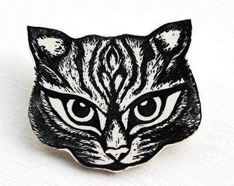 Cat Brooch, cat face pin badge, handmade tabby cat badge