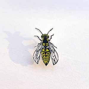 Wasp Badge wasp jewelry, yellowjacket brooch, wasp pin image 2