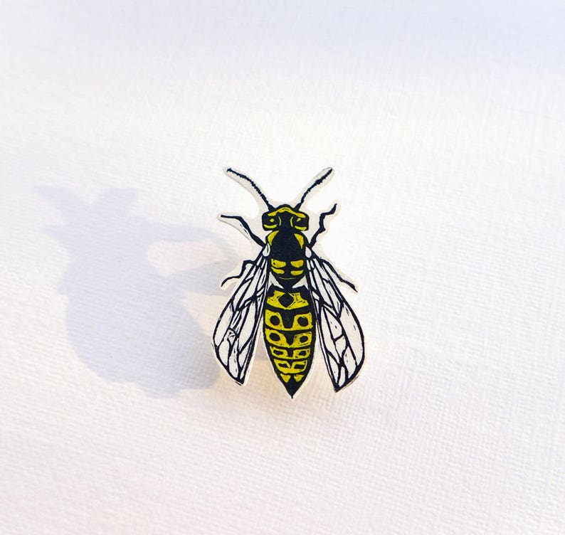 Wasp Badge wasp jewelry, yellowjacket brooch, wasp pin image 2