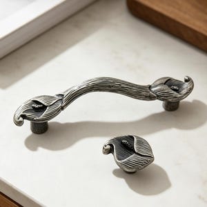 Distressed Antique Silver Pull, Vintage Drawer Knob, Rustic Cabinet Handle for Furniture