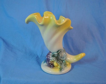 Hull Pottery Fiesta Cornucopia Vase 8.5'' Yellow