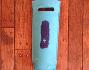 Appalachian Trail wine tote. This wine bag makes a great gift with the AT and blaze logo on one side.  Great for any section or thru hiker.