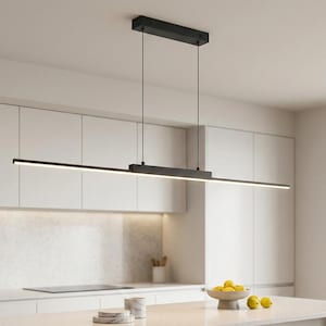 Puede incluir: Una lámpara colgante lineal que presenta una barra horizontal larga, delgada y de color negro mate, suspendida por dos cables finos desde un soporte rectangular en el techo. La lámpara emite una luz blanca continua en su borde inferior.