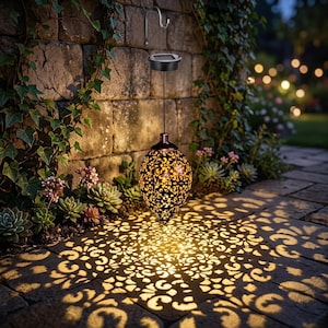 Solar Hanging Lantern Outdoor Waterproof LED Light, Decorative Metal Lantern with Pattern Projection for Garden Patio Pathway