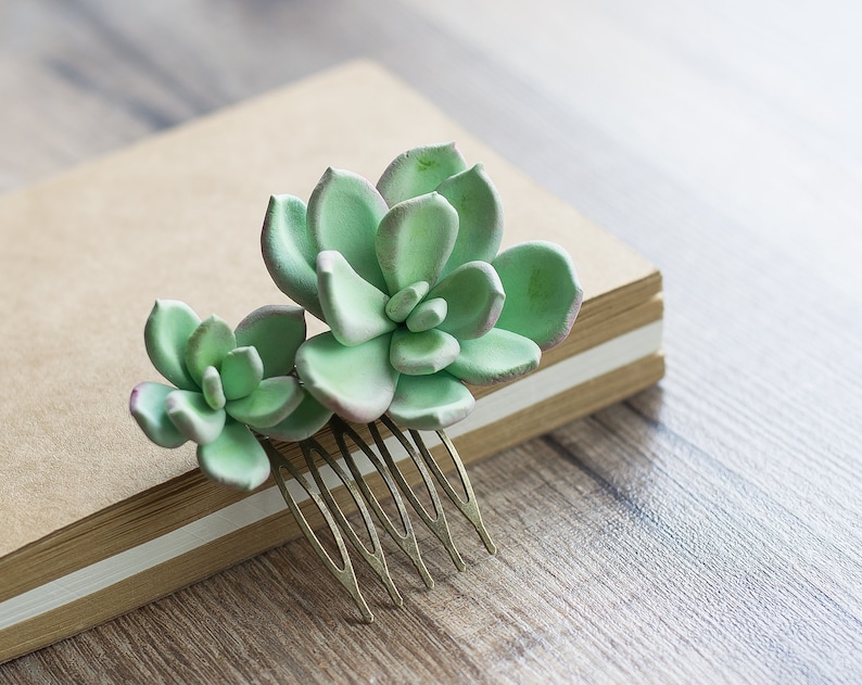 bridal wedding hair piece flower greenery botanical small tropical echeveria jewelry Succulent bridesmaid hair comb