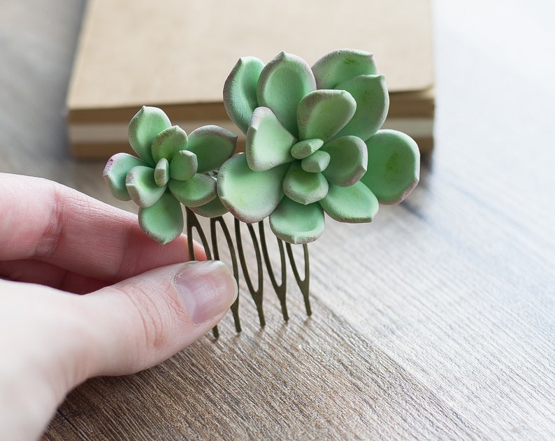 bridal wedding hair piece flower greenery botanical small tropical echeveria jewelry Succulent bridesmaid hair comb