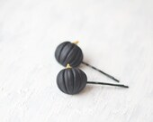 Halloween hair clips - fall hair accessories - halloween wedding - hair clip set - hair bobby pins - hair bobby clips - halloween pumpkins