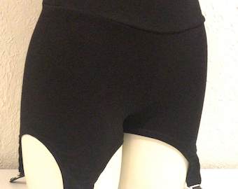 Highwaist Garter Shorts
