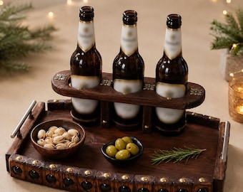 Bandeja de madera hecha a mano para degustación de cerveza, tabla rústica para servir en el bar de casa.