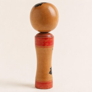 Set of 3 Japanese Wooden Kokeshi Style Dolls, Two Smaller Dolls Marked Usaburo, Shima Onsen Gunma Label, Free EMS Bild 6