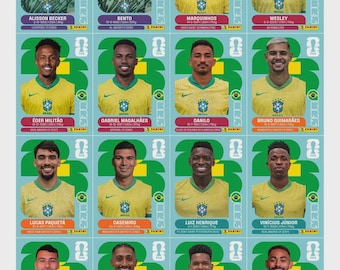 Puede incluir: Una colección de dieciséis cromos Panini FIFA con jugadores de la selección nacional de fútbol de Brasil. Cada tarjeta muestra un retrato, el nombre del jugador, fecha de nacimiento, altura, peso, equipo y el escudo de la Confederación Brasileña.