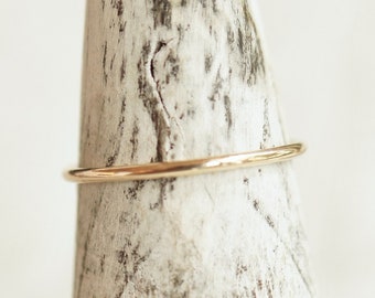 Thin 14K Gold Stacking Ring Solid Recycled Gold Band, 18g (1mm) simple skinny gold ring,  gold smooth or notched wedding band stacking ring.